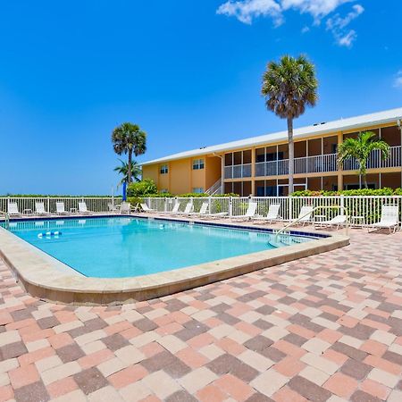 Apartmán Gulf Getaway With Porch And Direct Beach Access! Longboat Key Exteriér fotografie